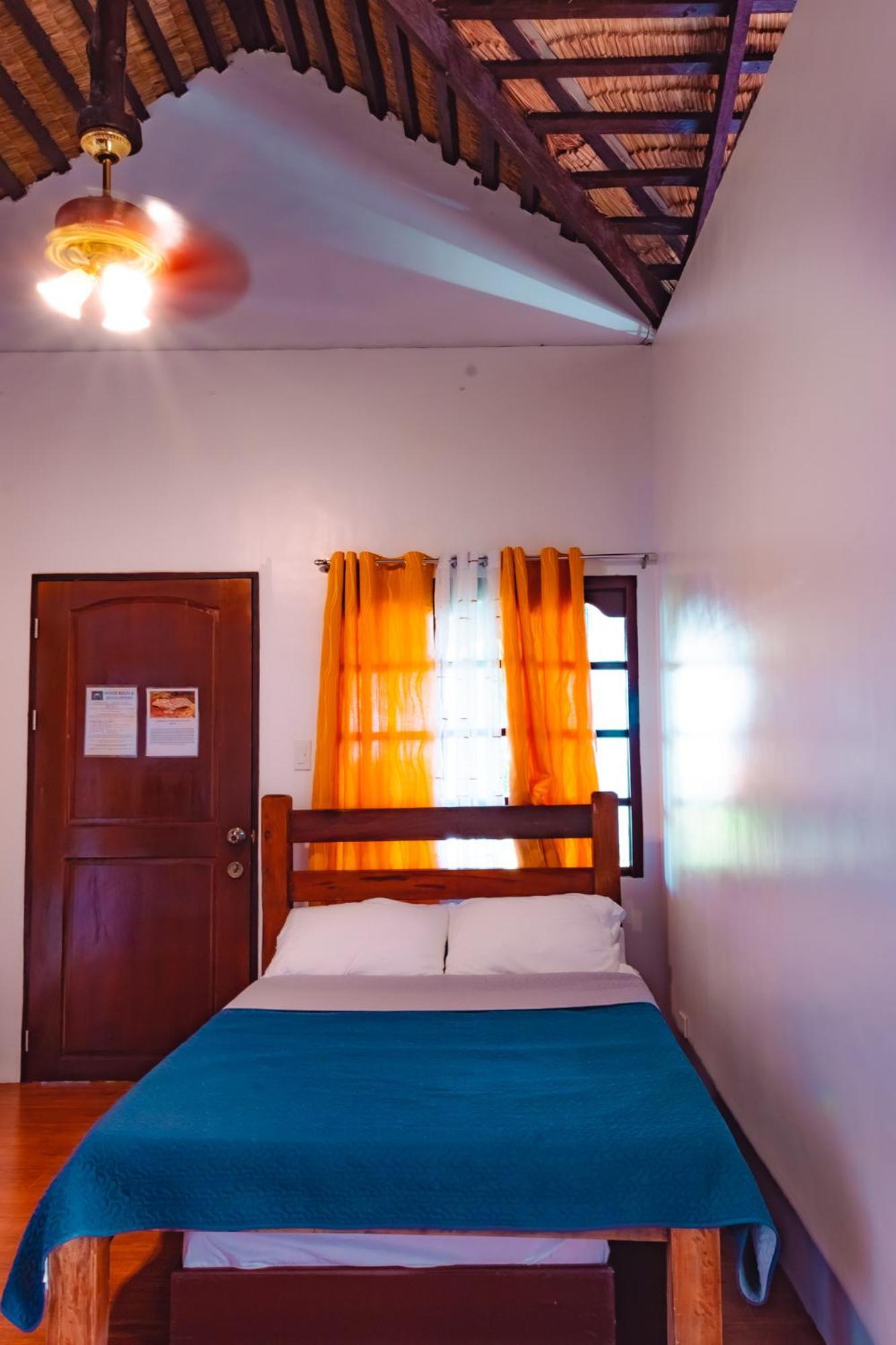 Marqis Sunrise Sunset Resort&Spa Baclayon Chambre photo